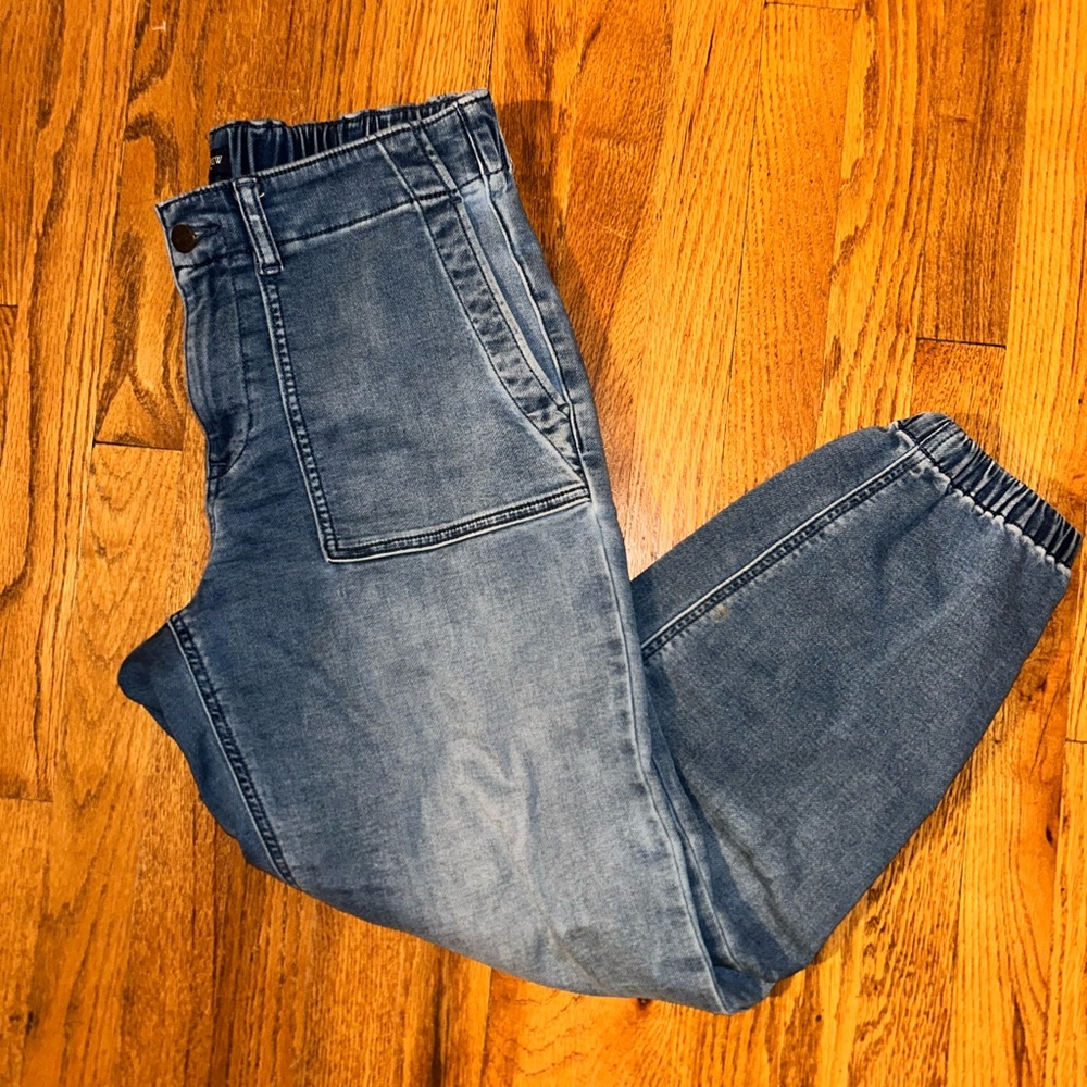 J crew soft jean joggers with an elastic waist band and elastic ankles